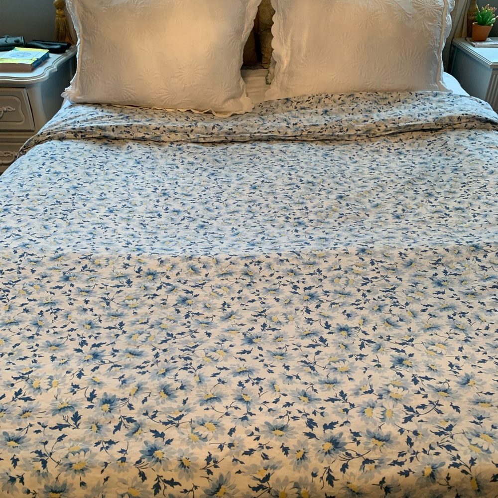 Pottery Barn Floral duvet cover